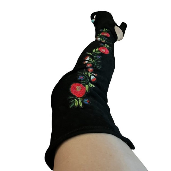 Liliana Thigh High Floral Embroidered Faux Suede 4.5” Heel Open Toe Heel Boots 8 - Picture 8 of 9